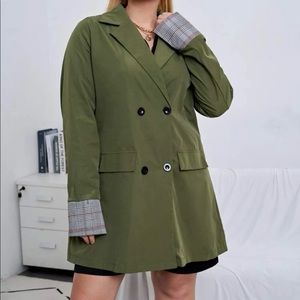 Plus Double Breasted Contrast Cuff Blazer